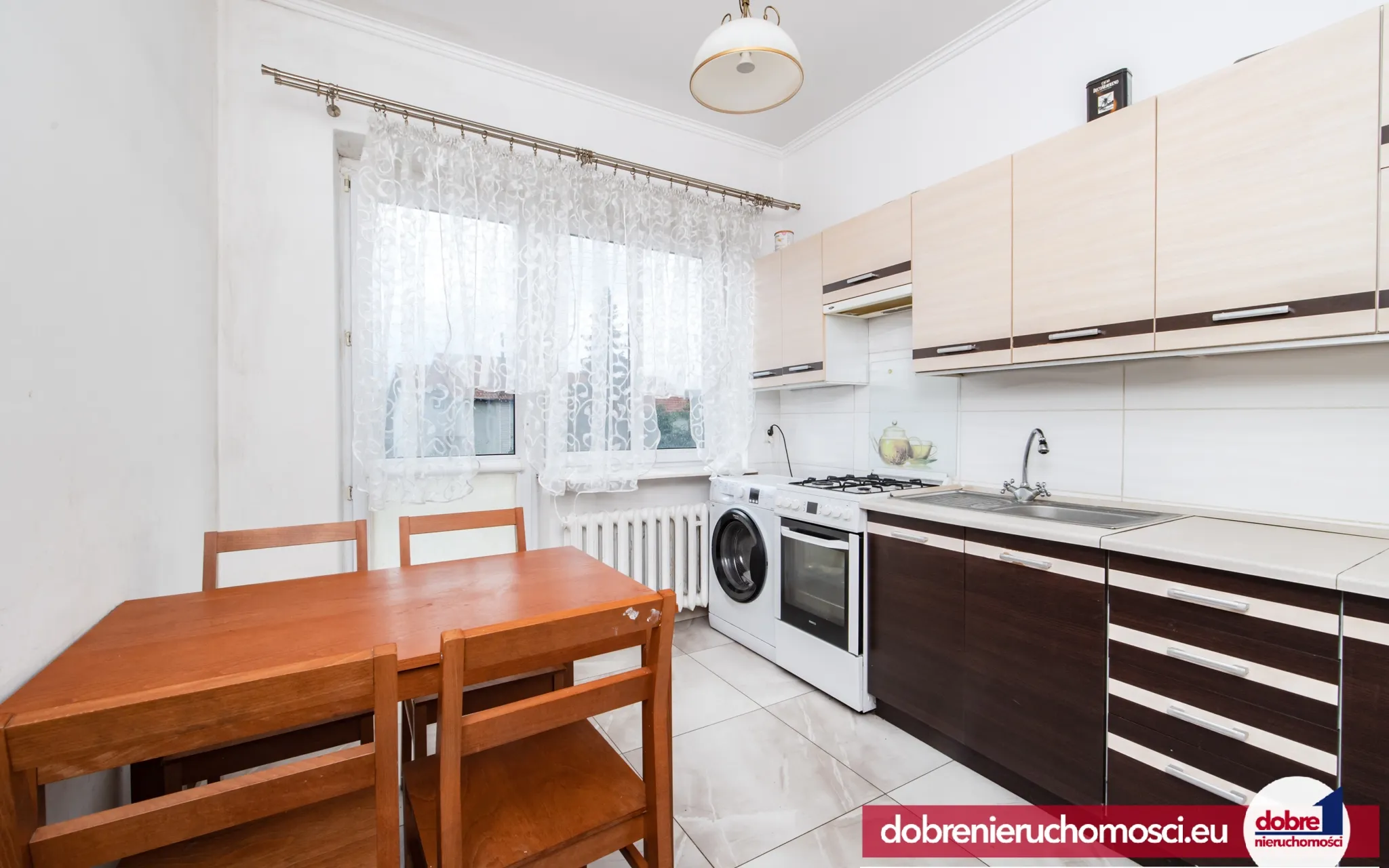 Dom wolnostojący 190.00 m²