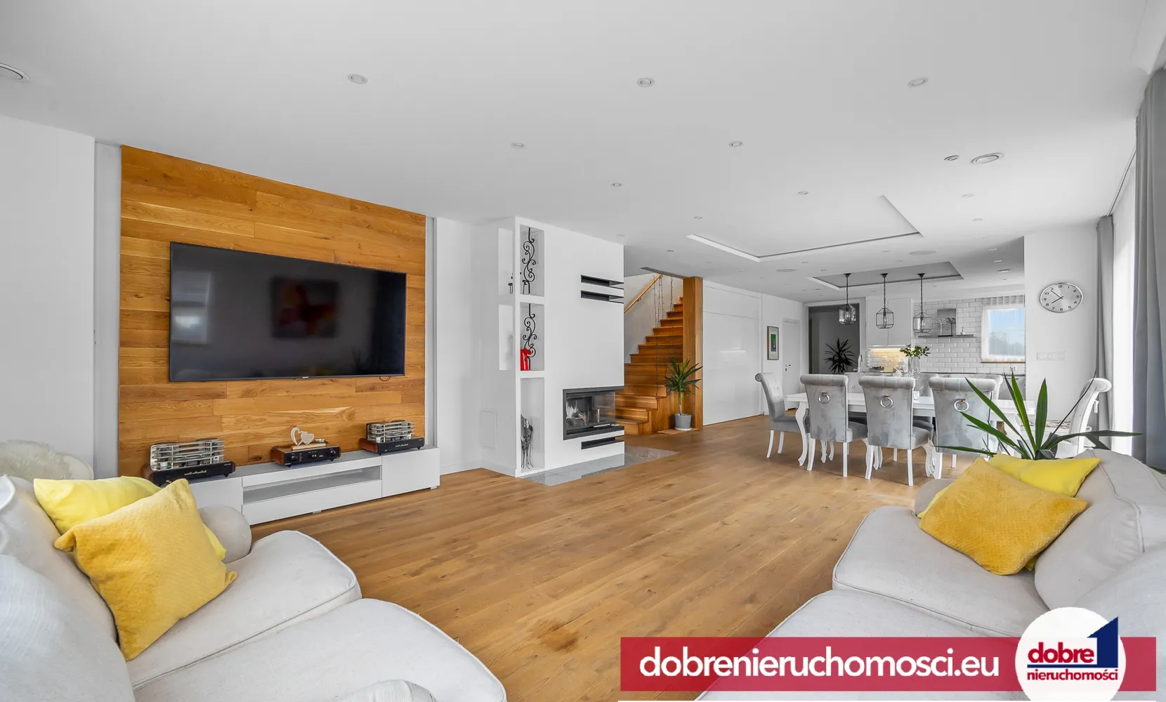 Dom wolnostojący 312.00 m²