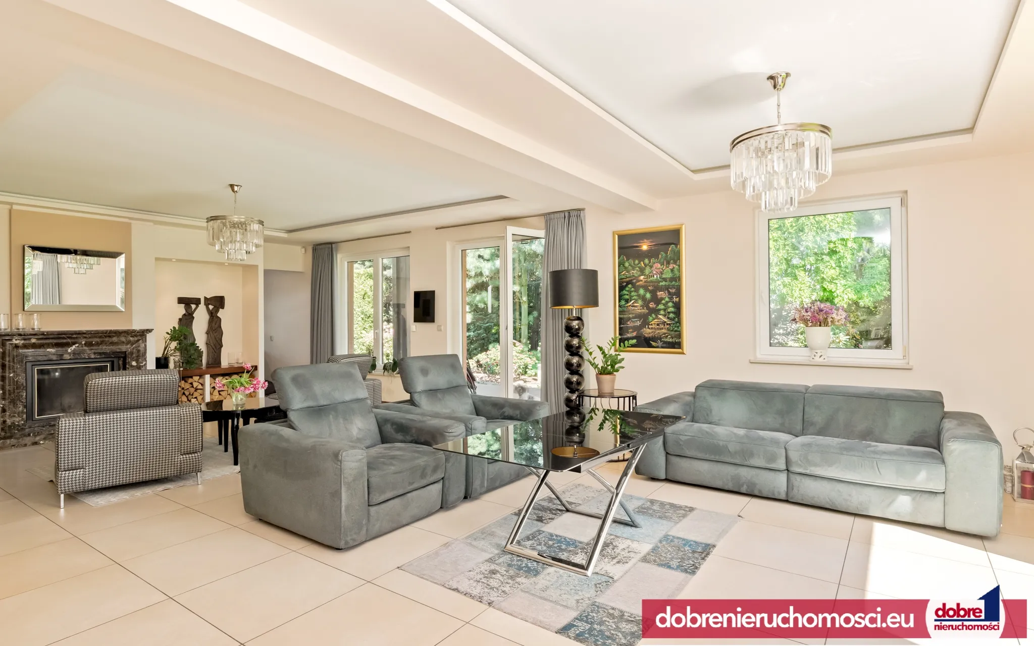 Wolnostojący 215.00 m²