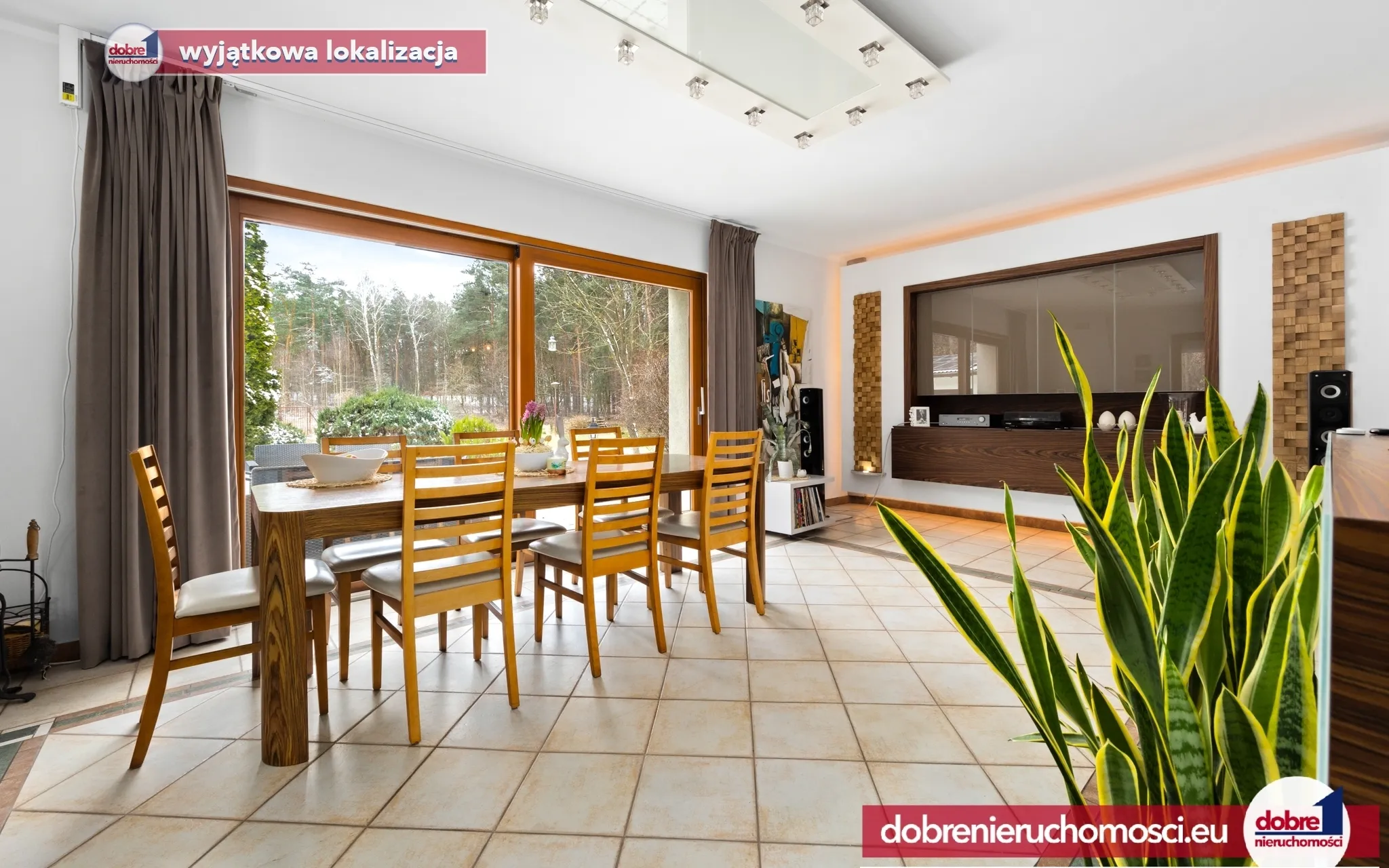 Dom wolnostojący 340.00 m²