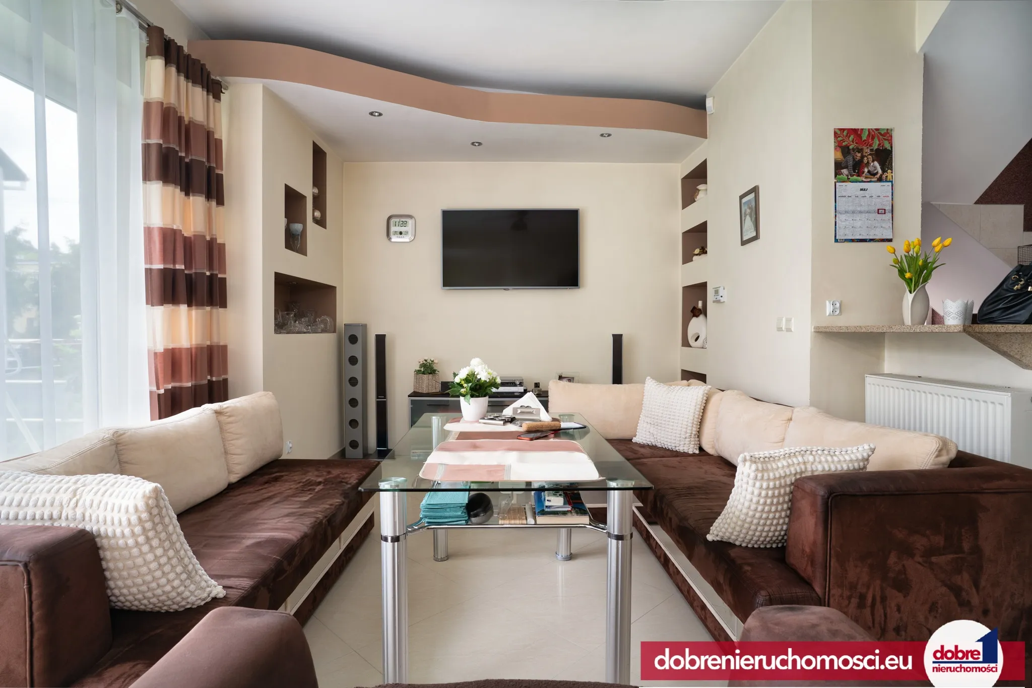 Dom wolnostojący 377.00 m²