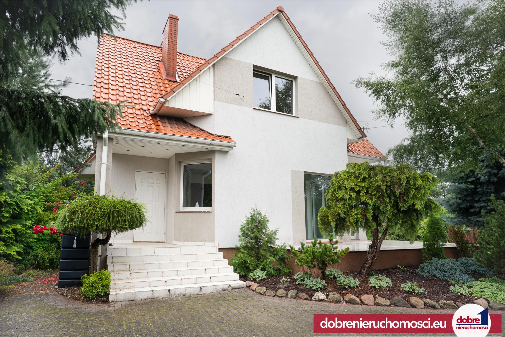 Dom wolnostojący 225.00 m²