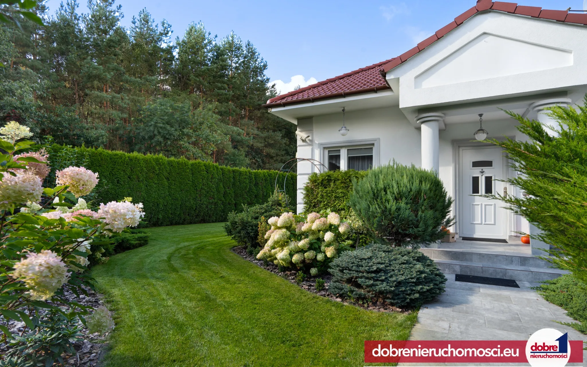 Dom wolnostojący 211.00 m²