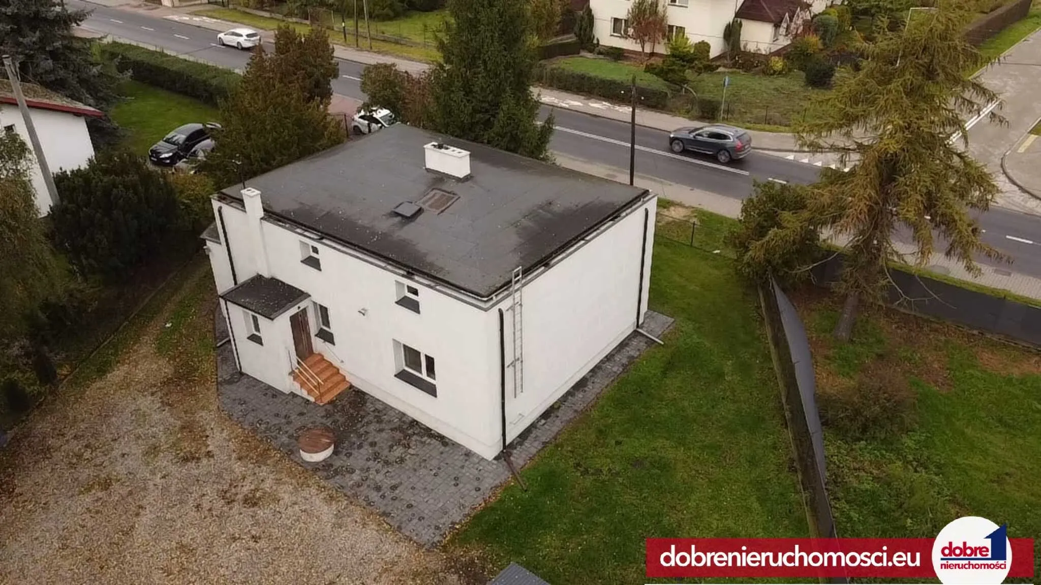 Dom wolnostojący 250.00 m²