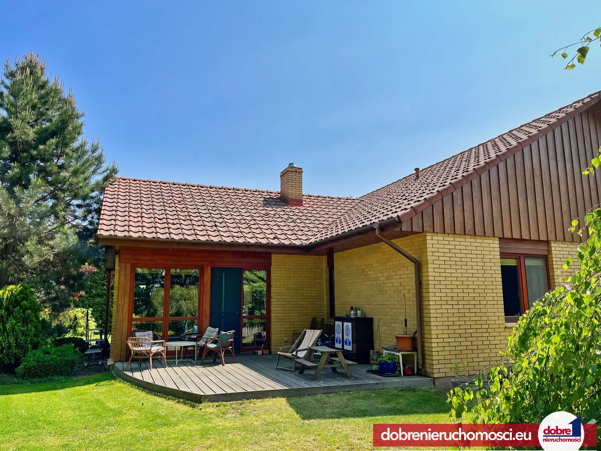 Dom wolnostojący 253.00 m²